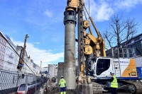 Herstellung Bohrpfähle zwischen Hst. Rennweg und Bf Wien Mitte (zeitgleich vier Bohrgeräte)